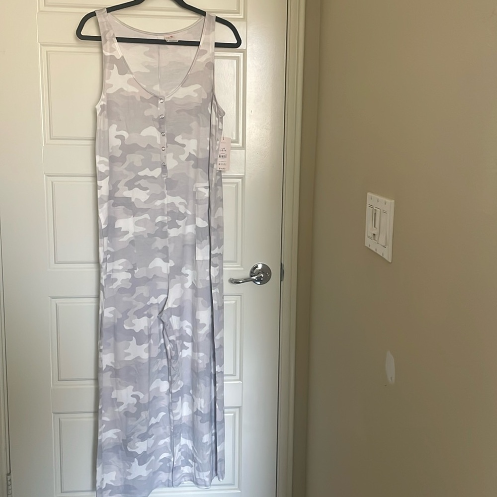 Secret Treasures Sleepwear Dress- Gray